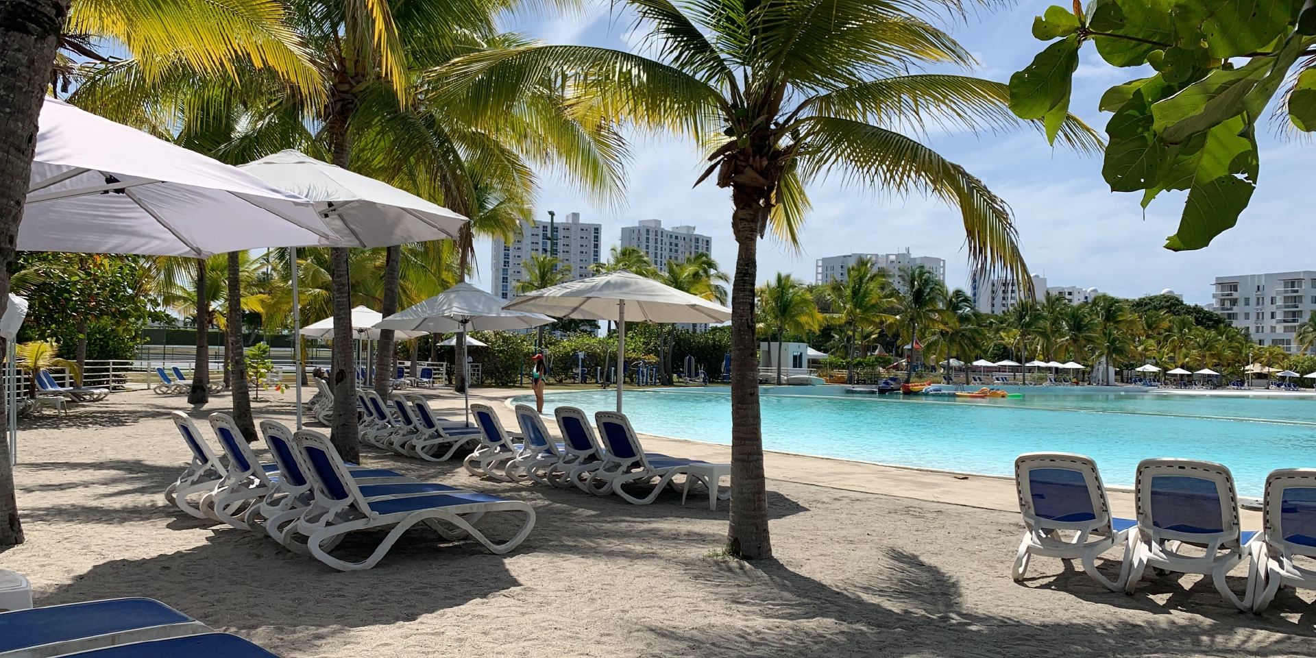 on-vacation-colombia-destino-cancun-hoteles-princess-piscina-adultos-1.webp