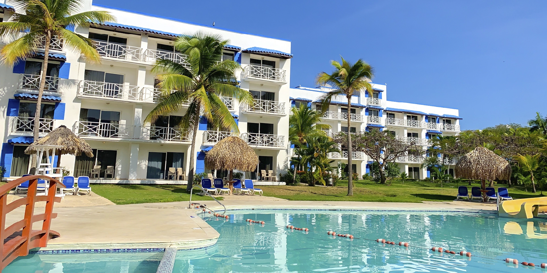 on-vacation-colombia-destino-cancun-hoteles-princess-playa-mar-1.webp
