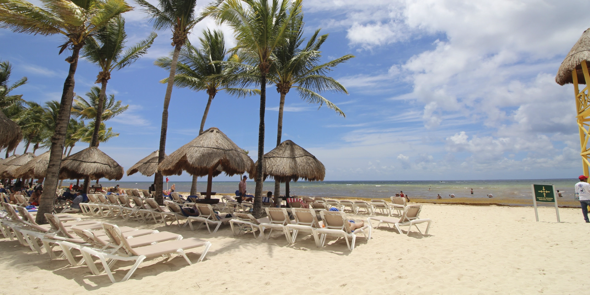 on-vacation-colombia-destino-cancun-hoteles-princess-playa-mar.webp