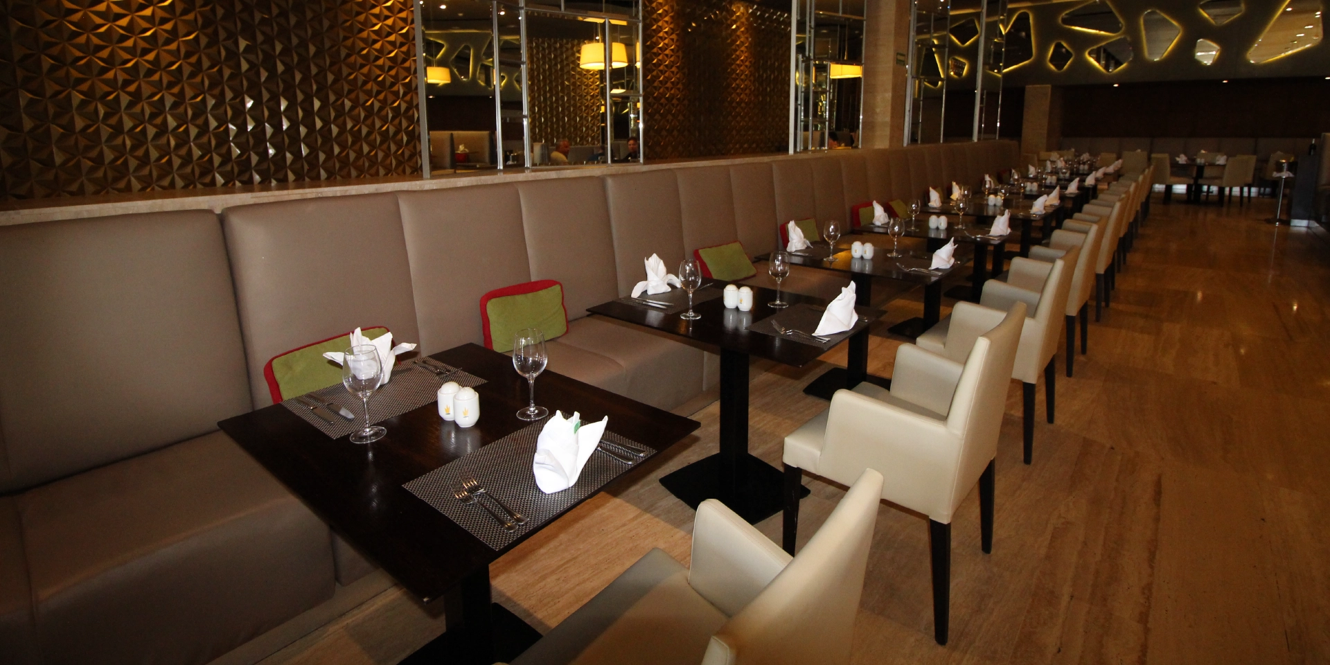 on-vacation-colombia-destino-cancun-hoteles-princess-restaurante-04.webp